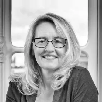 Portrait de Frédérique Alice Borowiec, Cofondatrice, directrice juridique d'un groupe international, ancienne Avocate au Barreau de Paris